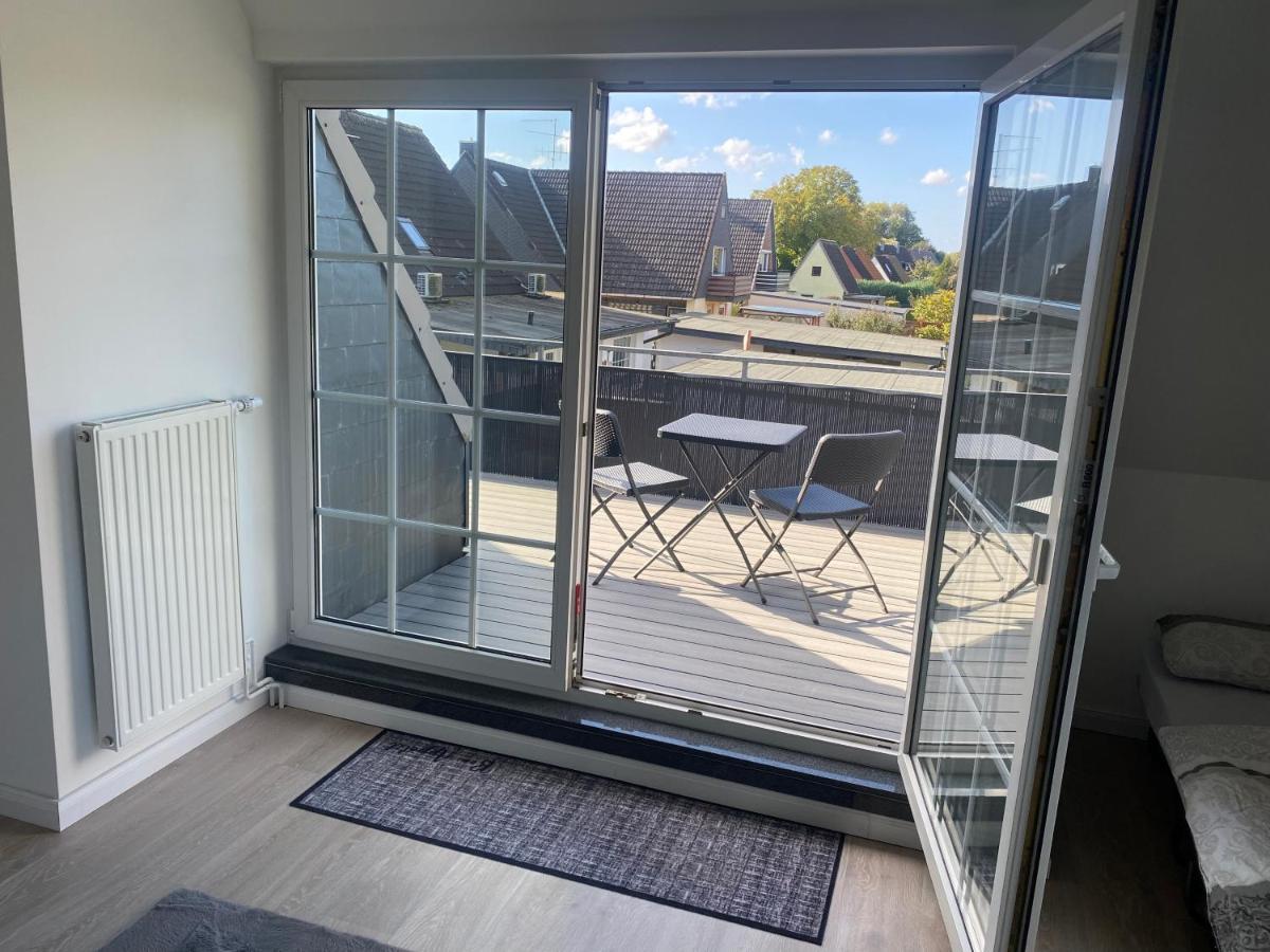 Ferienwohnung Falkenfeld Lubeck Ngoại thất bức ảnh